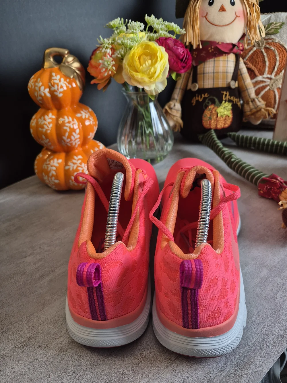 Skechers Hot Pink Women's Slip-On Athletic Sneakers. Size 11